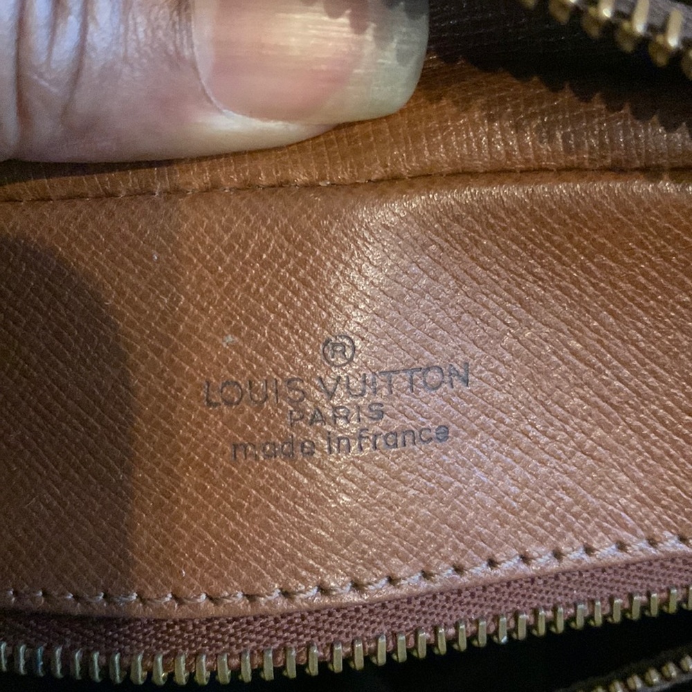 🌟Beautiful Louis Vuitton Nile MM Shoulder Bag or Crossbody🌟 - Picture 9 of 16